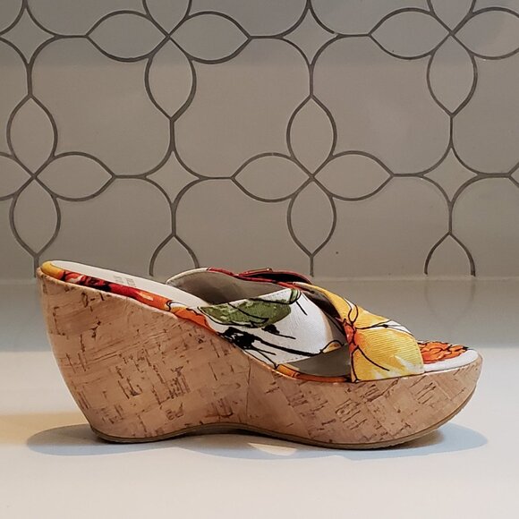 Stuart Weitzman Canvas Floral Print Wedge Sandals Size 6.5 - Picture 6 of 14